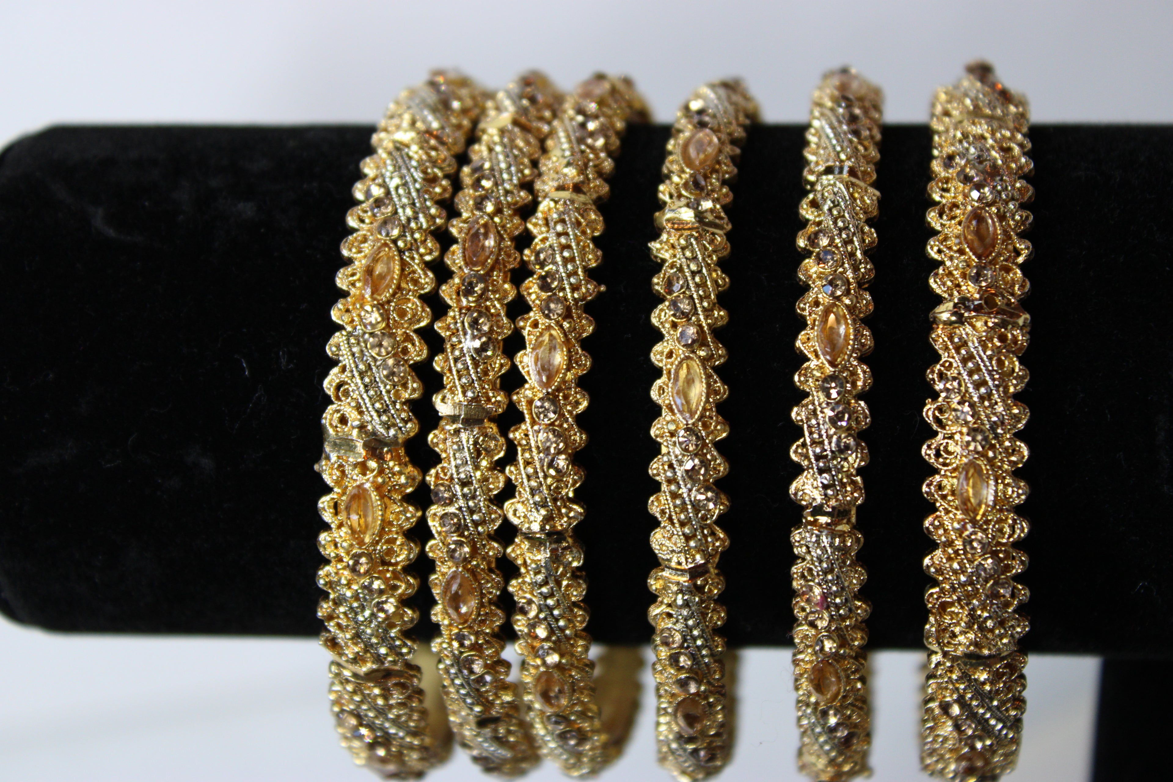 Noori Bangles